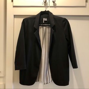 Sparkle & Fade black blazer